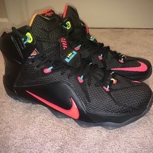 LEBRON XIII